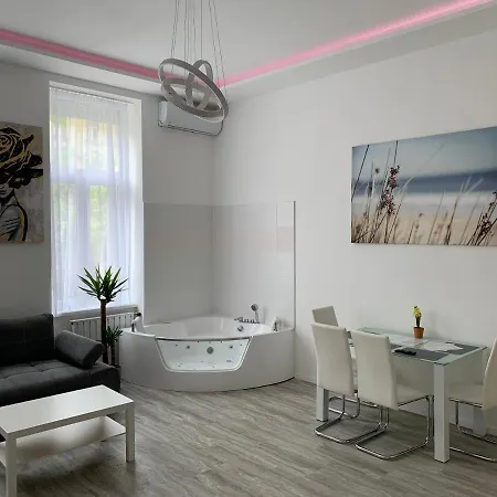 Luxury In The Apartment *
