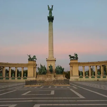 Apartment Luxury In The Budapest